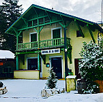 Auberge de La Foret outside