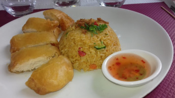 Le Bonheur D'angkor food