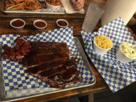 Brileys Bbq Grill food