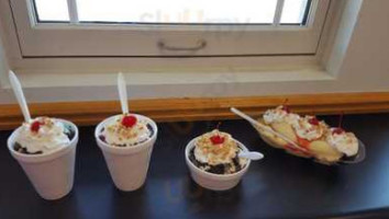 Generals Ice Cream Shop food