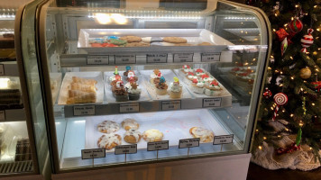 Bill Rhodes Bakery food