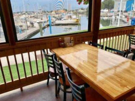 Stony’s Dockside Grill food