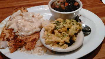 Cheddar's Scratch Kitchen food