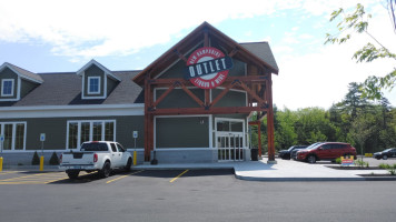 Nh Liquor Wine Outlet outside