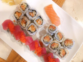 Mr Sushi inside