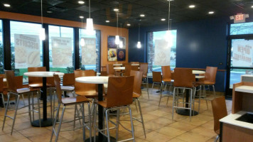 Taco Bell inside