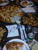 Nicco's Pizzaria food