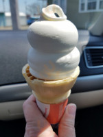 Dairy Queen (treat) food