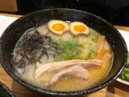 Tanoshii Ramen food