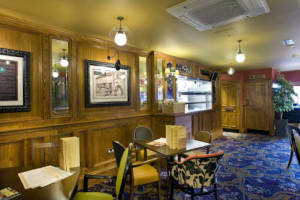 The Denmead Queen Jd Wetherspoon inside