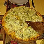 Quechuas Pizzeria food