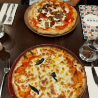 Pomo Pizzeria food