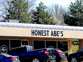 Honest Abe's Meadowlane outside