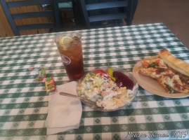 Idaho Pizza Company food