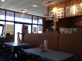 Dickey's Barbecue Pit food