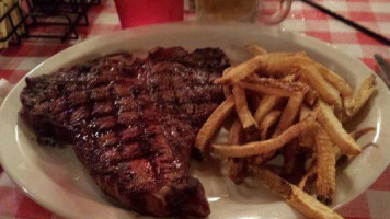 Parker Bro's Trail Dust Steak House food