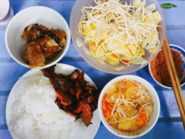 Bún Thịt Nướng Chả Nem Hào Thành food