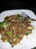 Pad Thai food