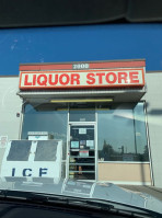 Safeway Liquor outside