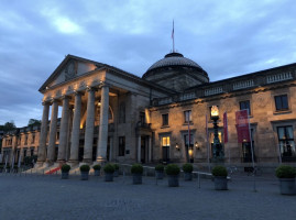 Lambertus (im Kurhaus Wiesbaden) outside