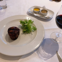 Steersons Steakhouse food