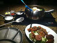 The Melting Pot food