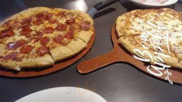 Pizza Hut food