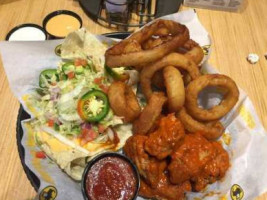 Buffalo Wild Wings food