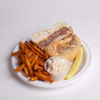 Dugan's Sandwich Shop food