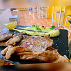 La Charca De Las Xanas food