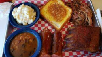 Trail Boss Bbq food