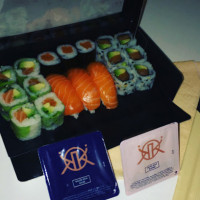 Nki Sushi Allauch food