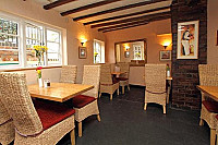 Cromwells Bar And Restaurant inside