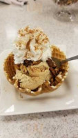 Oberweis Dairy Store food