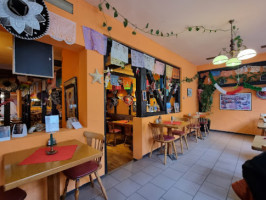 El Mero Mexicano inside