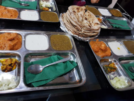 Apna Punjab Restaurant 100% Vegetarien food