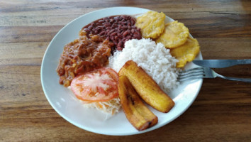 Mango Tree Cafe food