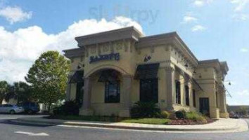 Zaxby's outside