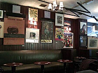 Grogan's Castle Lounge inside