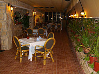 El Olivo inside