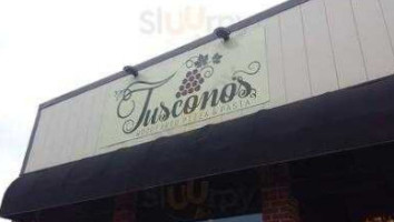 Tuscono's food