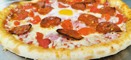 Pizza I Bacos food