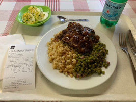 Le Sot L'y Laisse Cafétéria Des Fermiers Landais food