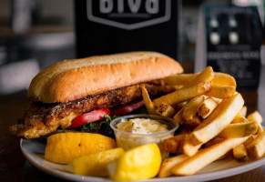 Blvd Pub food