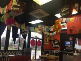 Litas Tacos inside