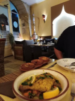 Le Riad De Nevers food