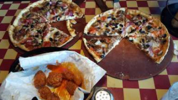 Pizza Hut food