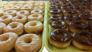 Senatobia Donuts food