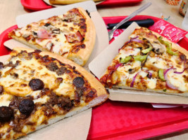 Pizza Hut food