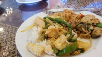 Mai Thai food